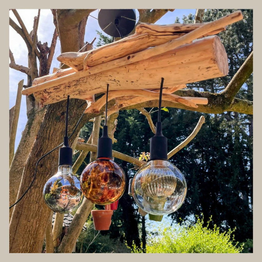 Suspension bois flotté 3 ampoules – Luminaire artisanal nature – Plafonnier rustique chic – Éclairage design bois massif