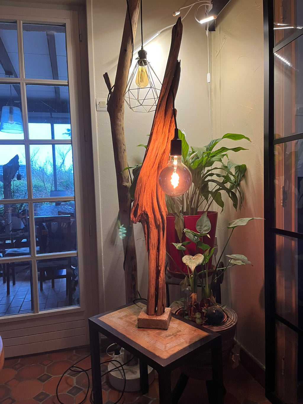 Lampe en bois – Luminaire déco naturelle fait main – Lampe artisanale