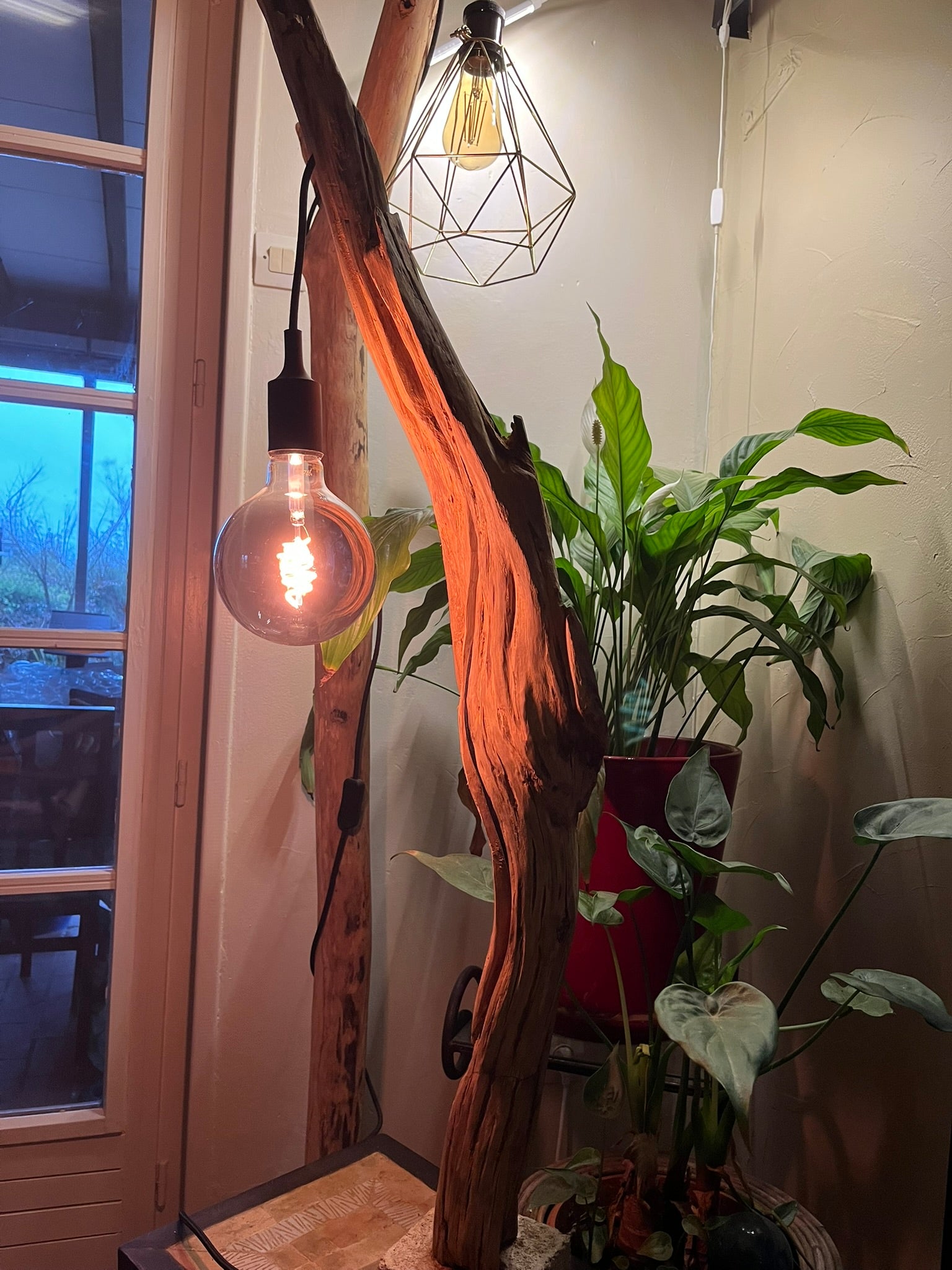 Lampe en bois – Luminaire déco naturelle fait main – Lampe artisanale
