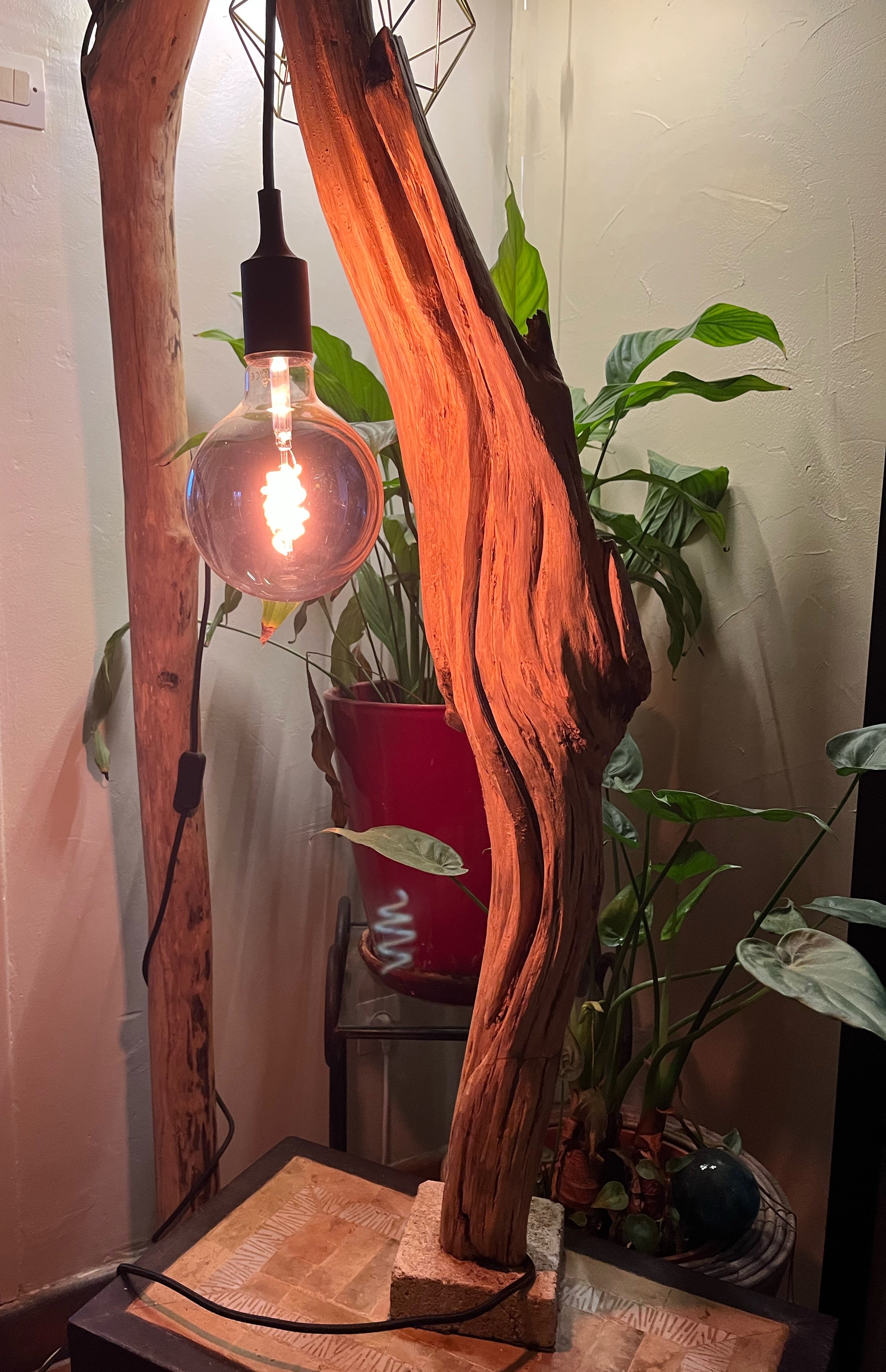 Lampe en bois – Luminaire déco naturelle fait main – Lampe artisanale