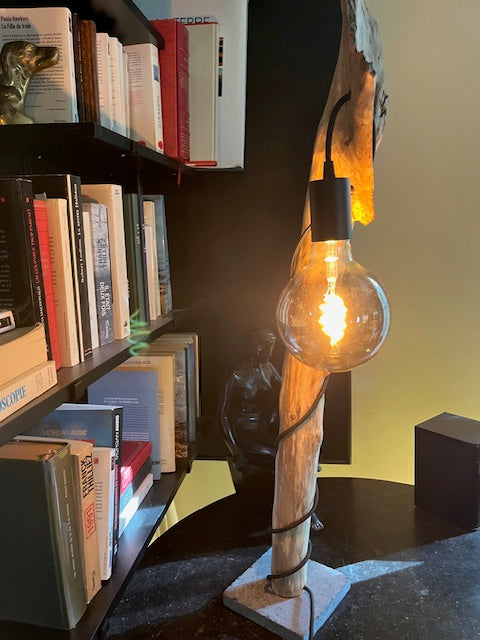 Lampe en bois – Luminaire déco naturelle fait main – Lampe artisanale