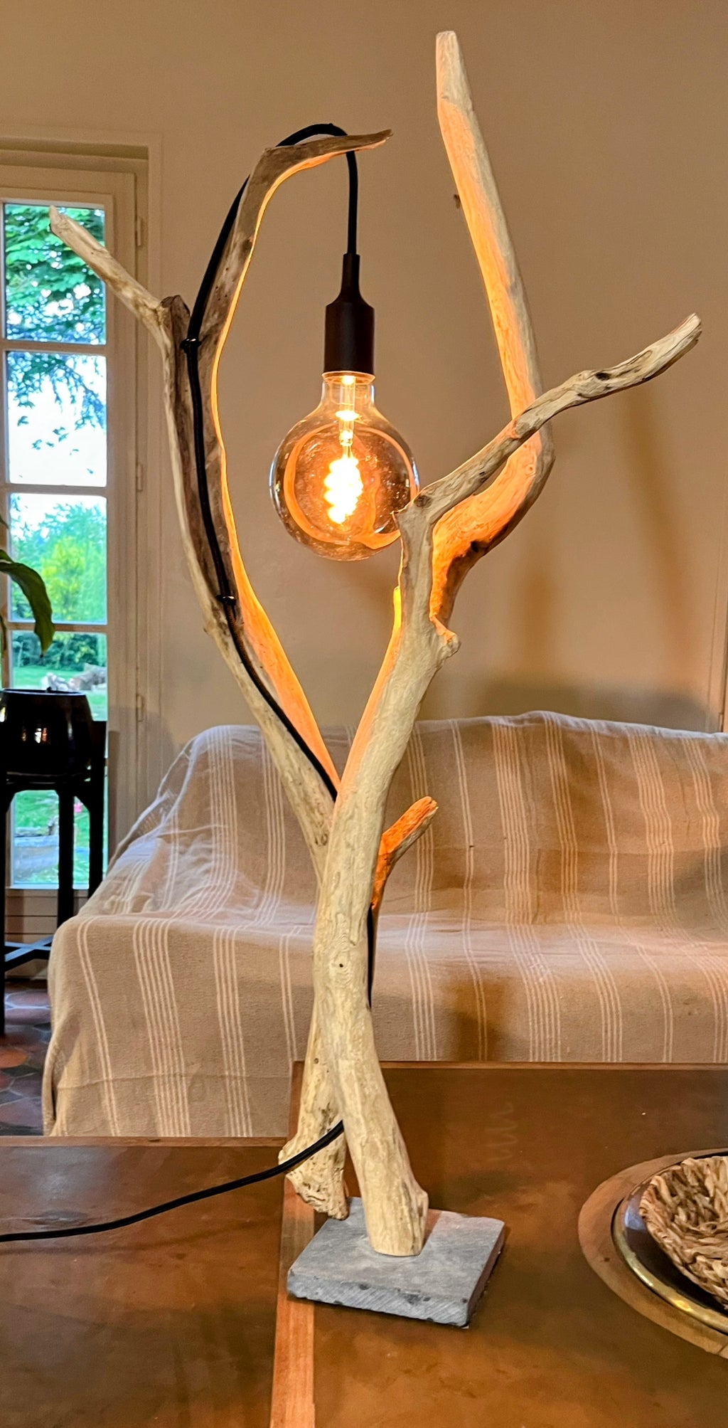 Lampe bois artisanale - Sculpture lumineuse - Décoration naturelle - Fait main France