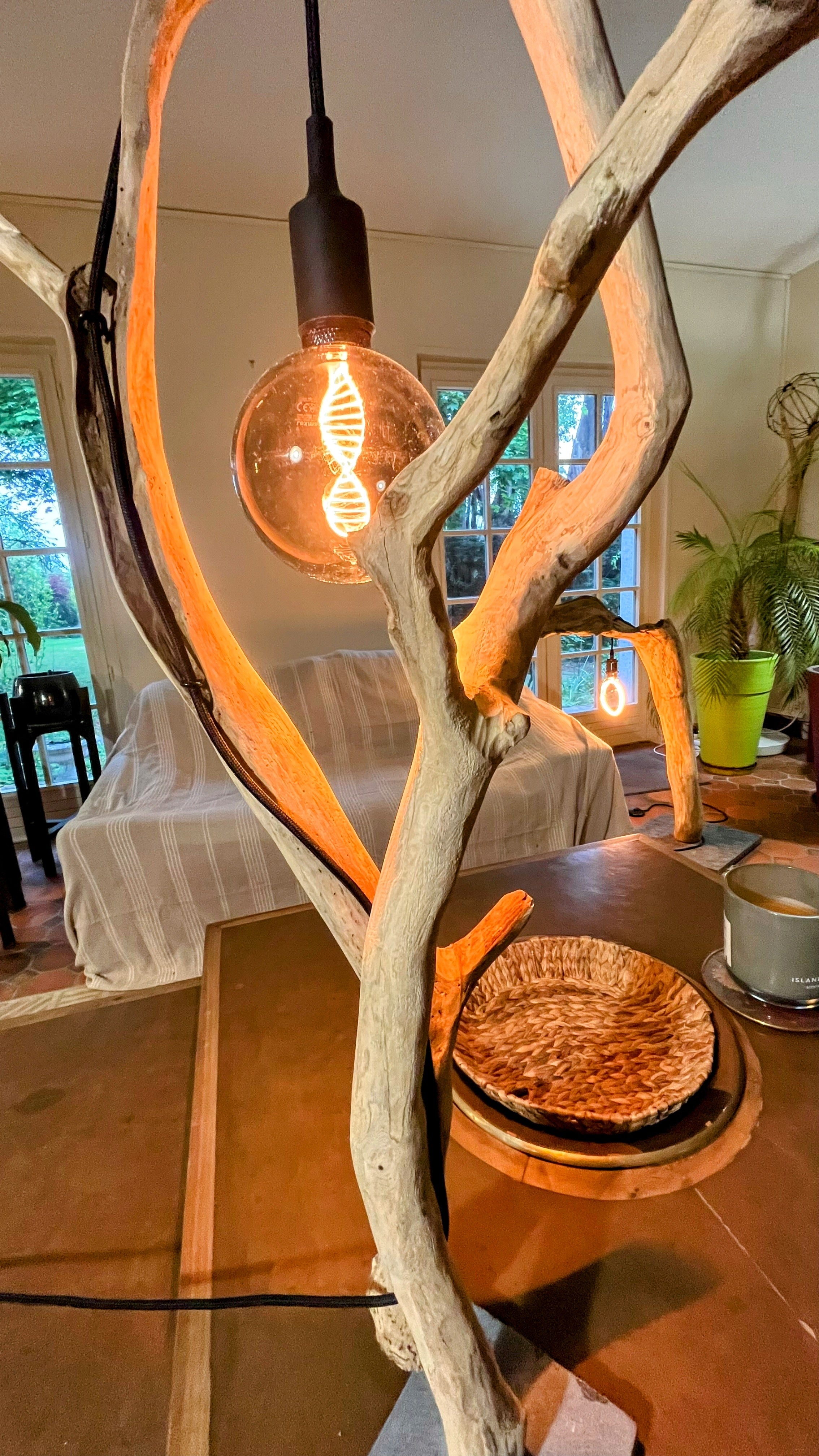 Lampe bois artisanale - Sculpture lumineuse - Décoration naturelle - Fait main France
