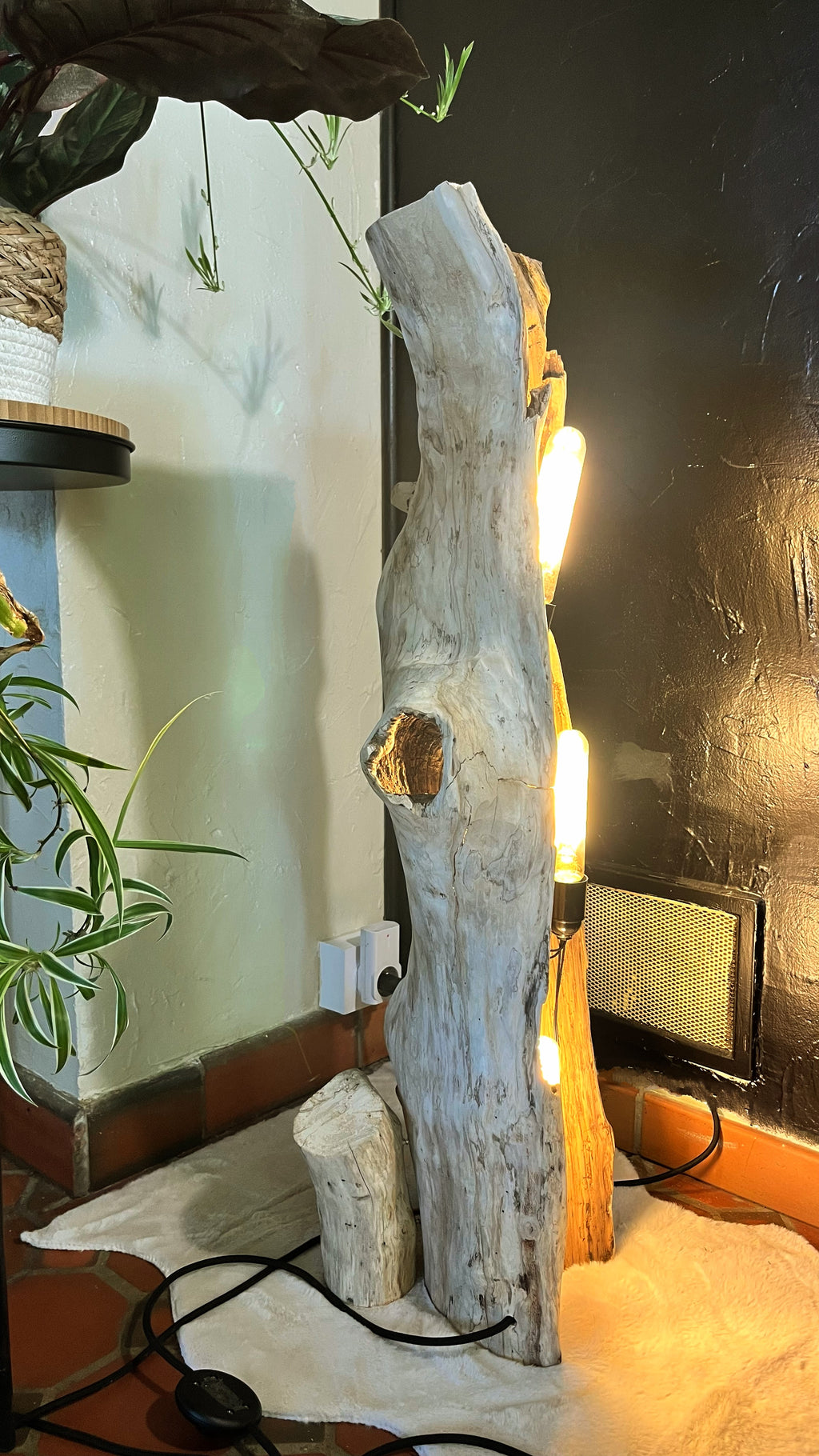 Lampadaire bois massif lumineux – Sculpture lumineuse artisanale – Lampe sur pied design naturel – Éclairage ambiance bois massif (Copie)