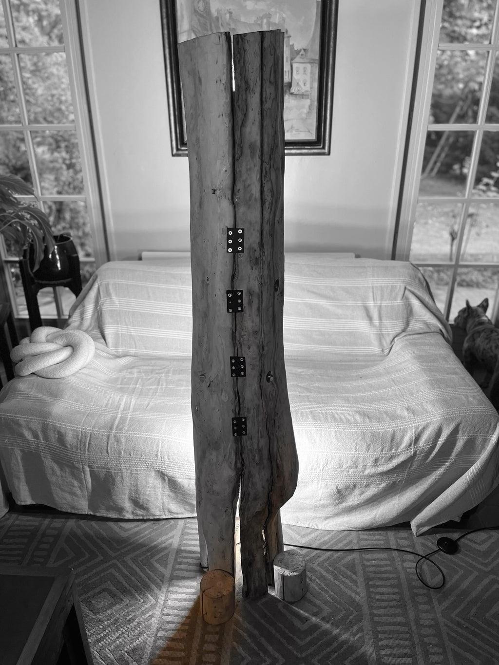 Lampadaire XXL bois massif lumineux – Sculpture lumineuse artisanale – Lampe sur pied design naturel – Éclairage ambiance bois massif