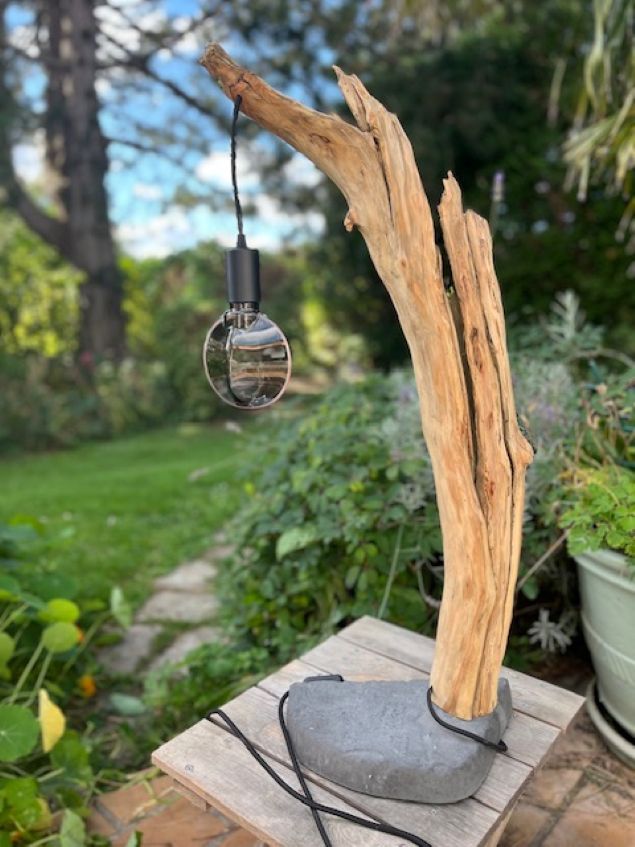 Lampe en bois – Luminaire déco naturelle fait main – Lampe artisanale