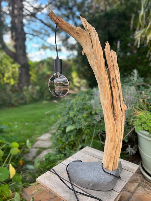 Lampe en bois – Luminaire déco naturelle fait main – Lampe artisanale