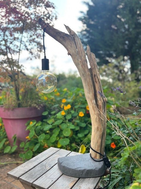 Lampe en bois – Luminaire déco naturelle fait main – Lampe artisanale